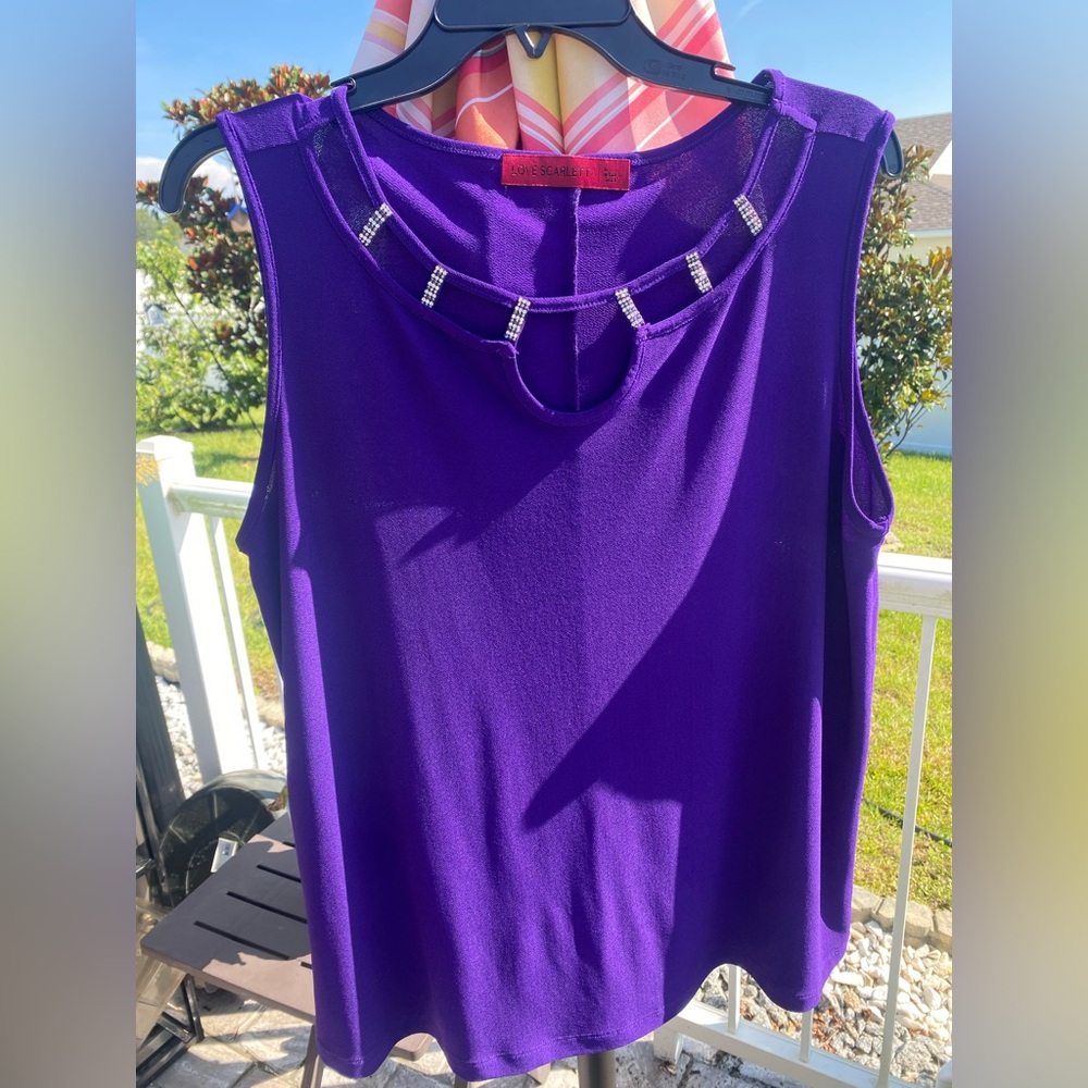 Love Scarlett Womens Size Large Purple Sleeveless Top with Rhinestone Detail